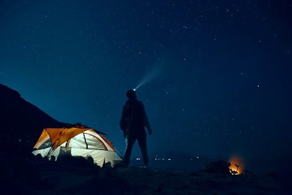 Guide ultime pour camper en Provence : Découvrez les meilleurs spots sauvages