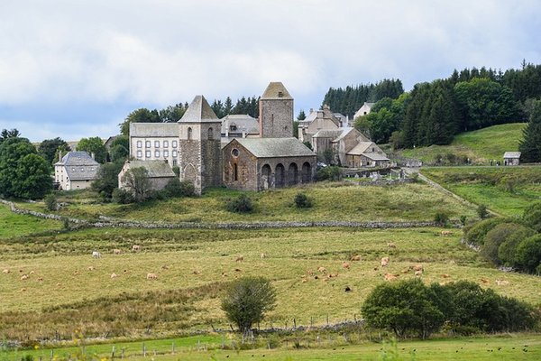 Guide du camping en Lozère et les plus beaux spots à découvrir